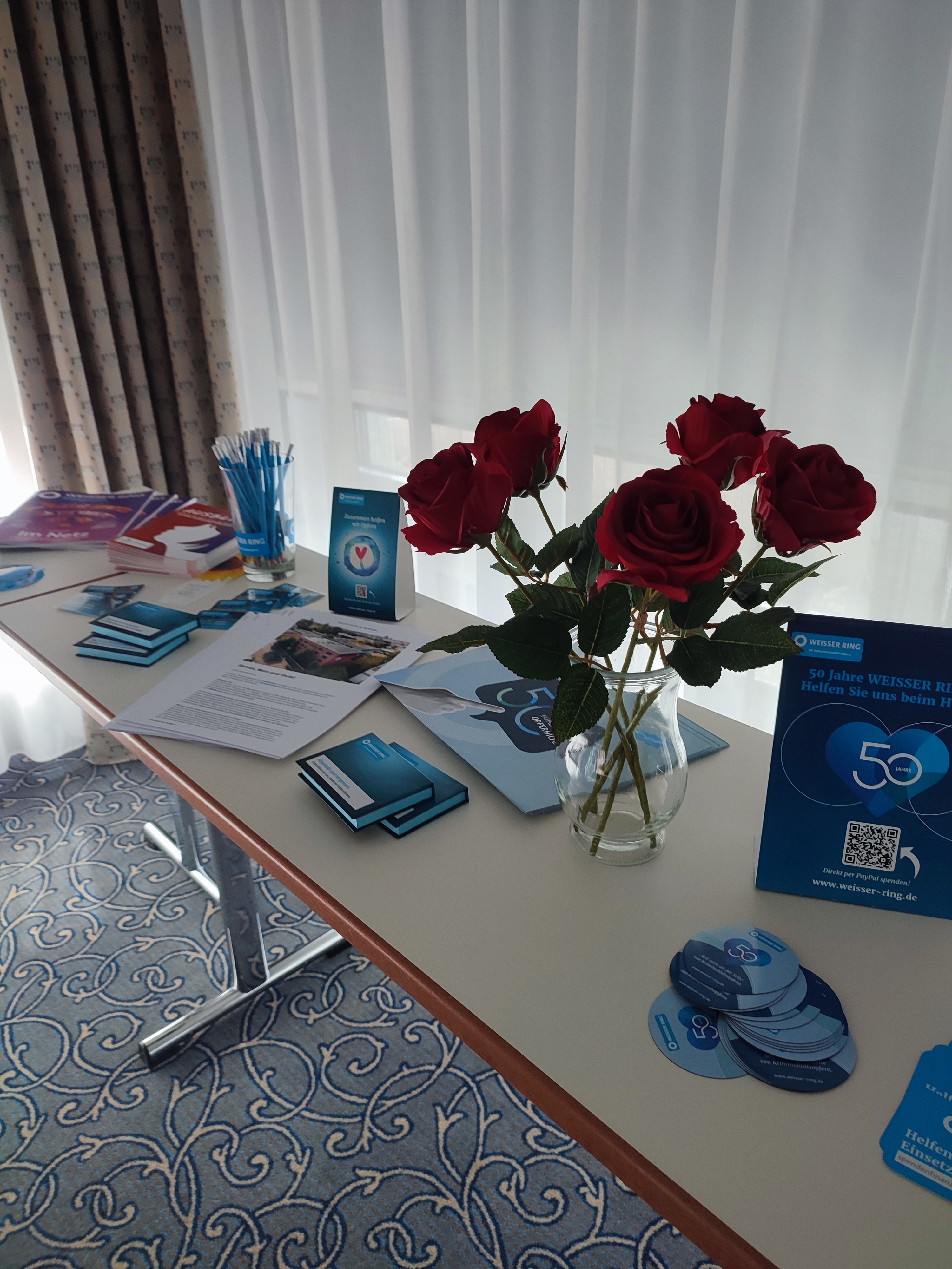 Merchandising-Tisch zur Landestagung am 11.04.2026