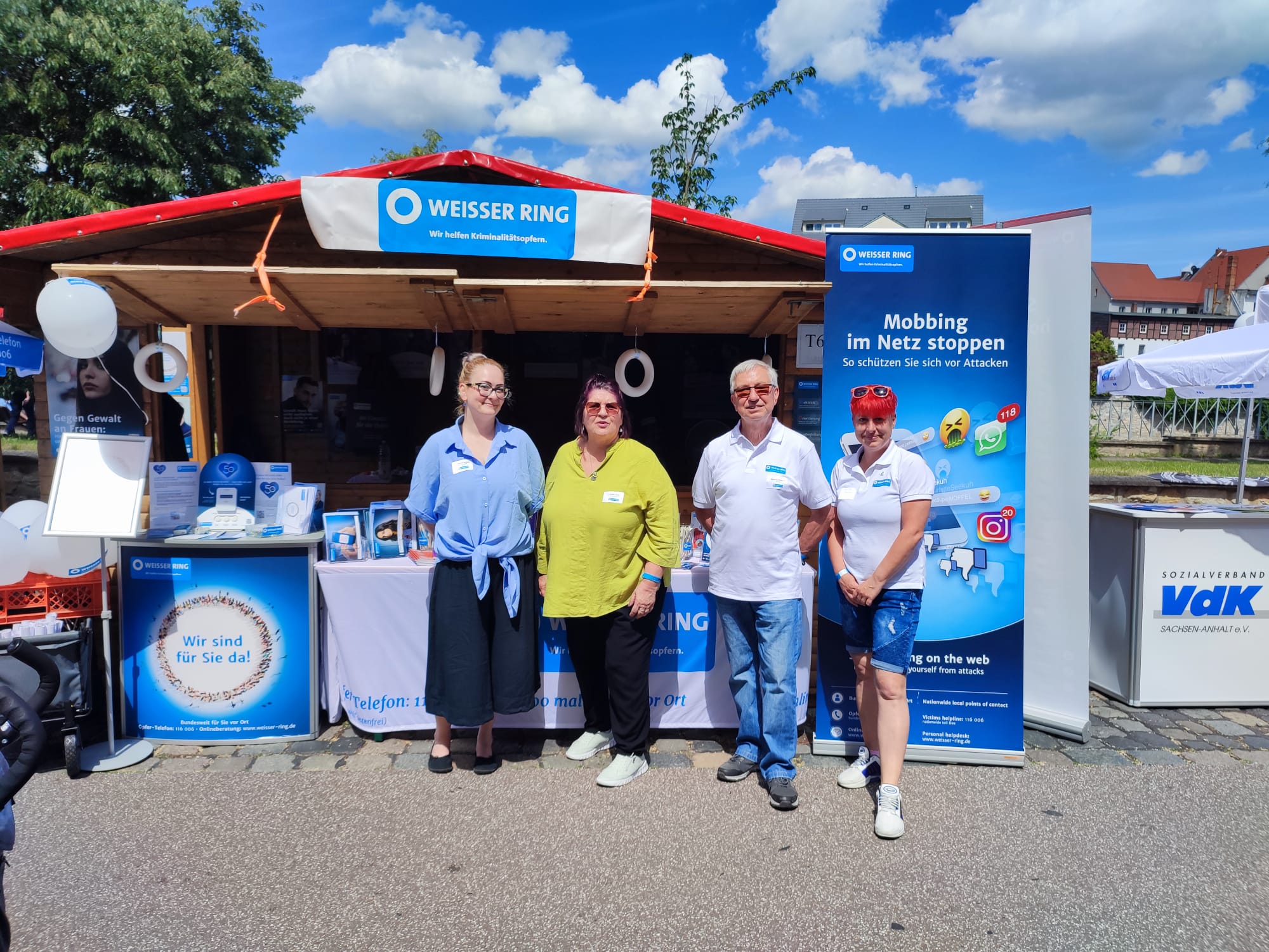 Claudia Schulze, Cornelia Enke (ehrenamtliche Mitarbeiter in der AS Dessau) Manfred Knechtel (ehrenamtlicher Mitarbeiter der AS Börde) Ivonne Okaty (ehrenamtliche Mitarbeiterin der AS Salzlandkreis)